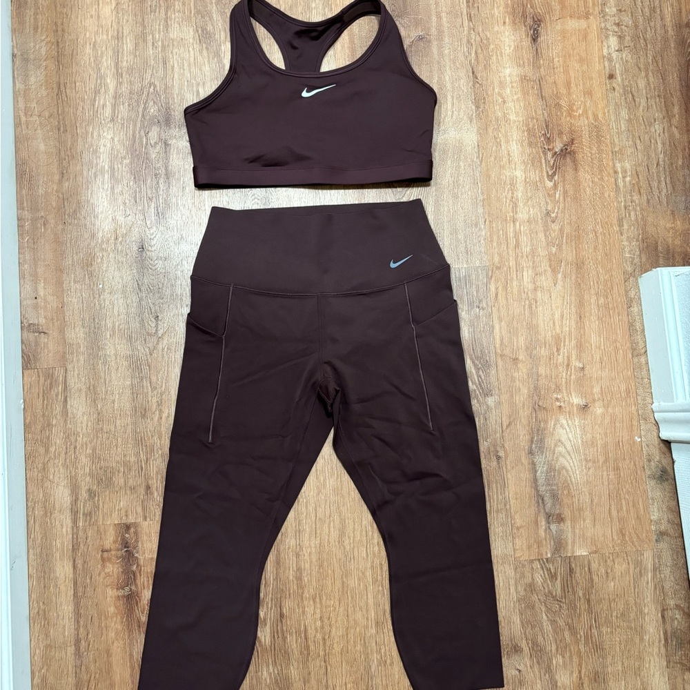 Nike set in burgundy! New no tags size large